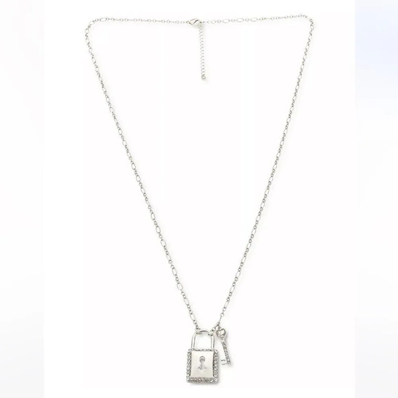 Crystal Lock Silver Tone Key Pendant Necklace, Brand New with tags - Picture 4 of 8